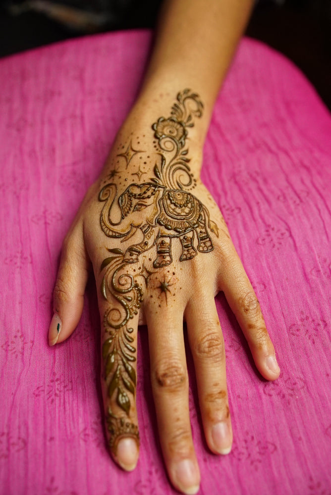 Hena Ref Henna Drawings